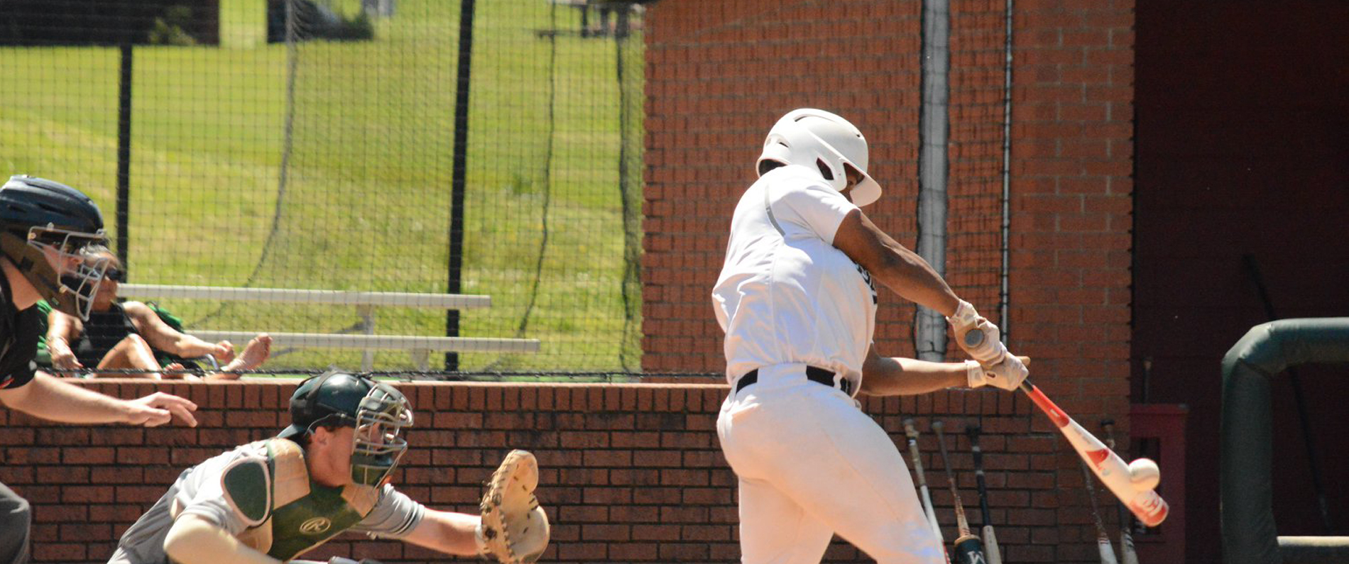 Bulldogs fall to Meridian, 10-8, in extra innings