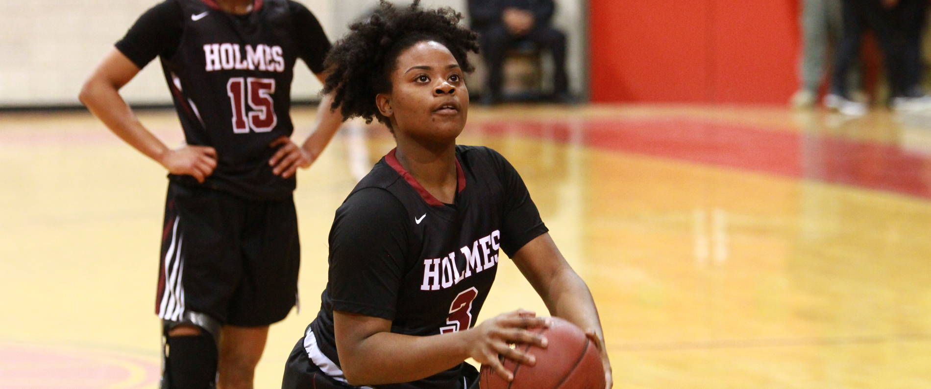 Lady Bulldogs finish first half of division schedule at .500