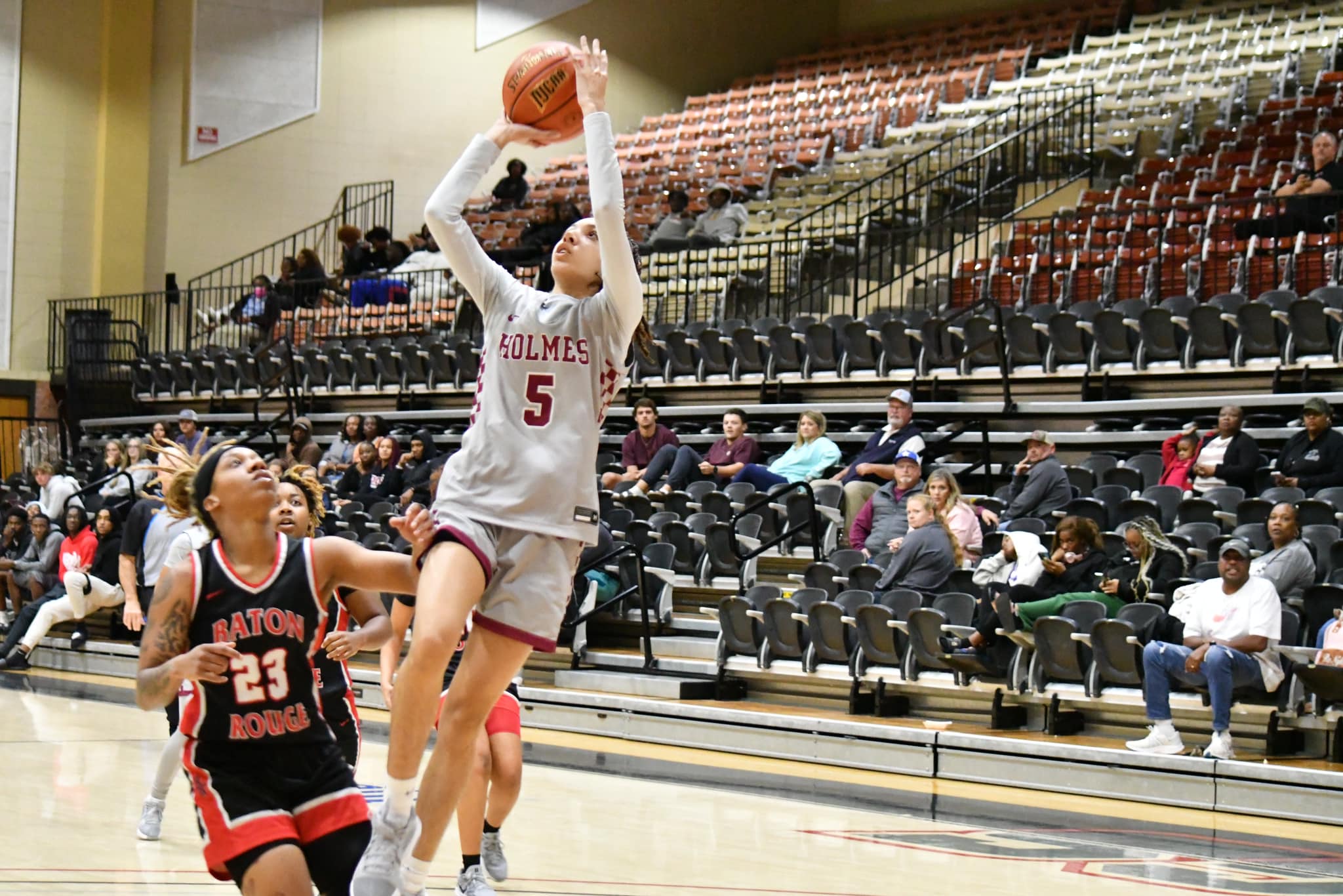 Lady Bears defeat Lady Bulldogs, 71-65