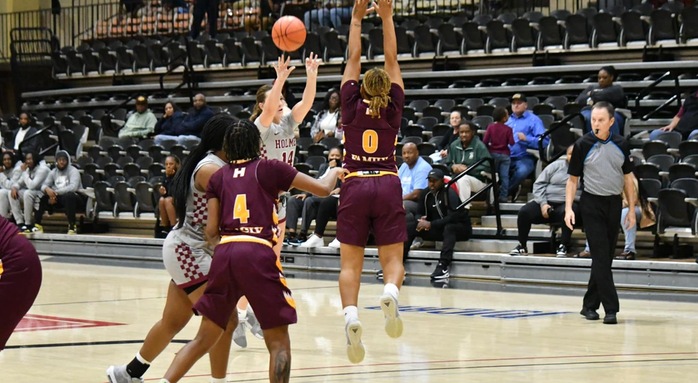 Lady Bulldogs lose heartbreaker in season opener, 84-80, in OT