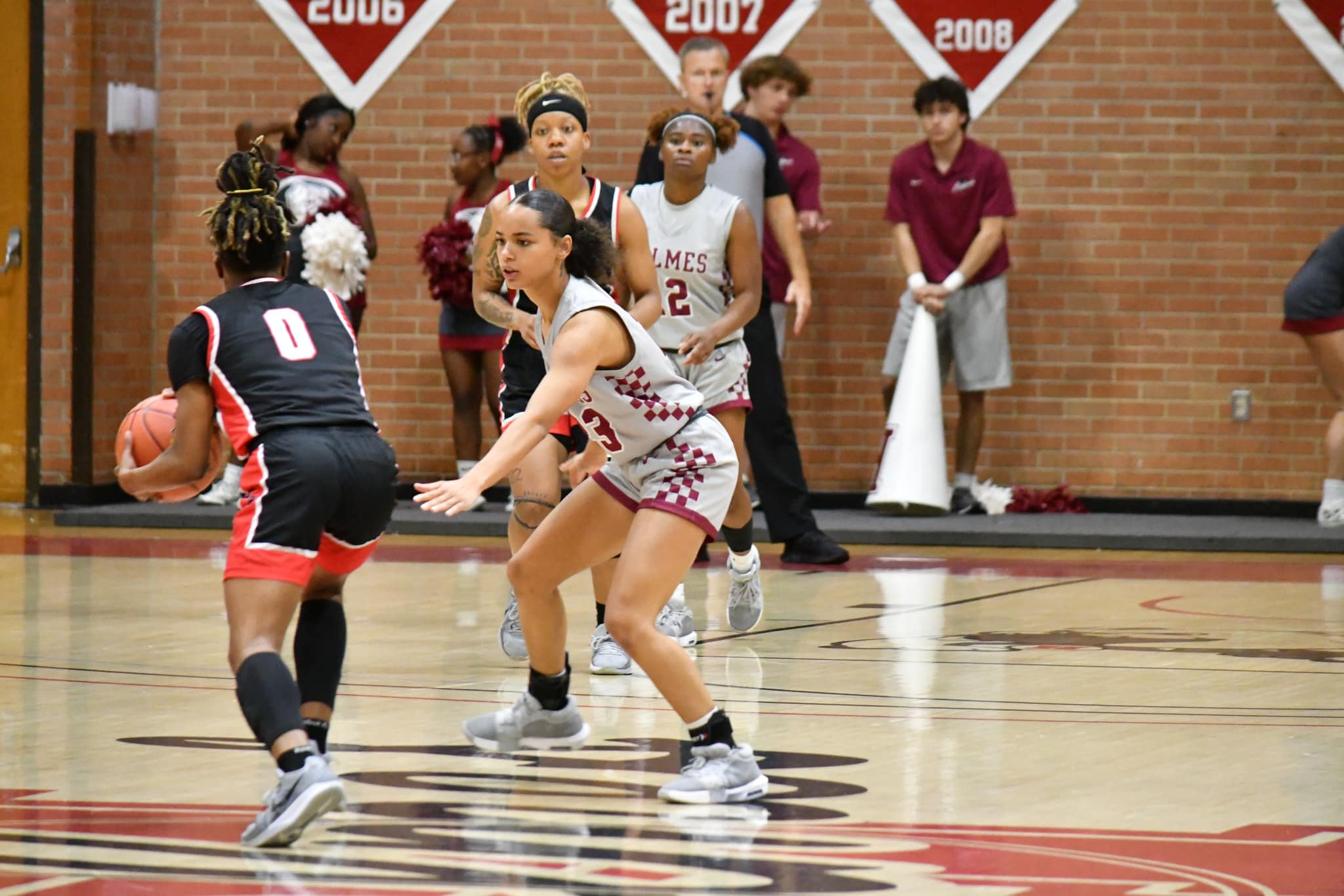 Lady Bulldogs defeat Lady Dolphins, 74-63